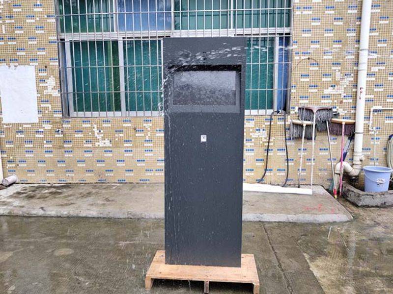 21.5寸液晶顯示屏立式廣告機(jī)-04