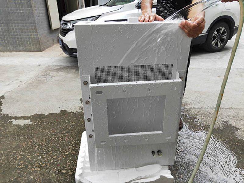高清宣傳屏戶外防水防曬廣告機(jī)-03