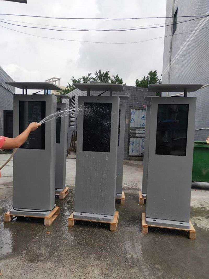 商場(chǎng)車站立式雨棚高清廣告機(jī)-06