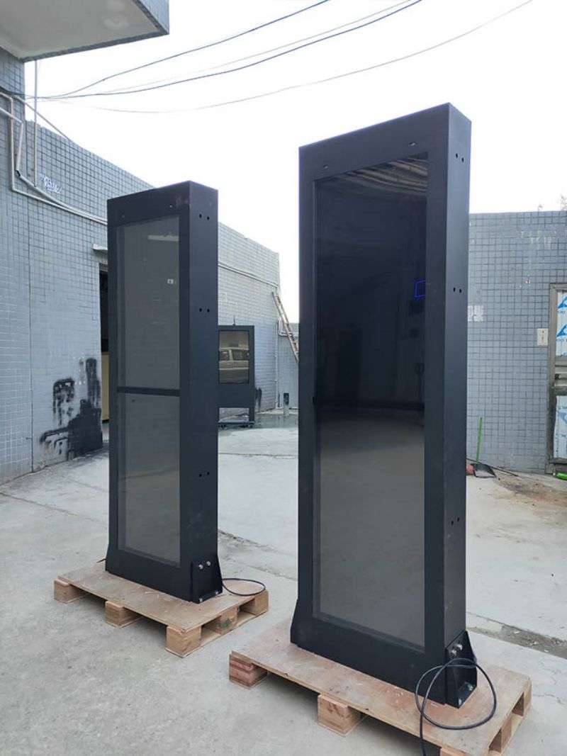 電子閱報欄多媒體戶外廣告機(jī)-03