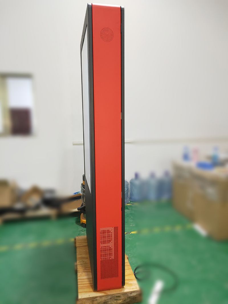 55寸廠家定制立式廣告機-03