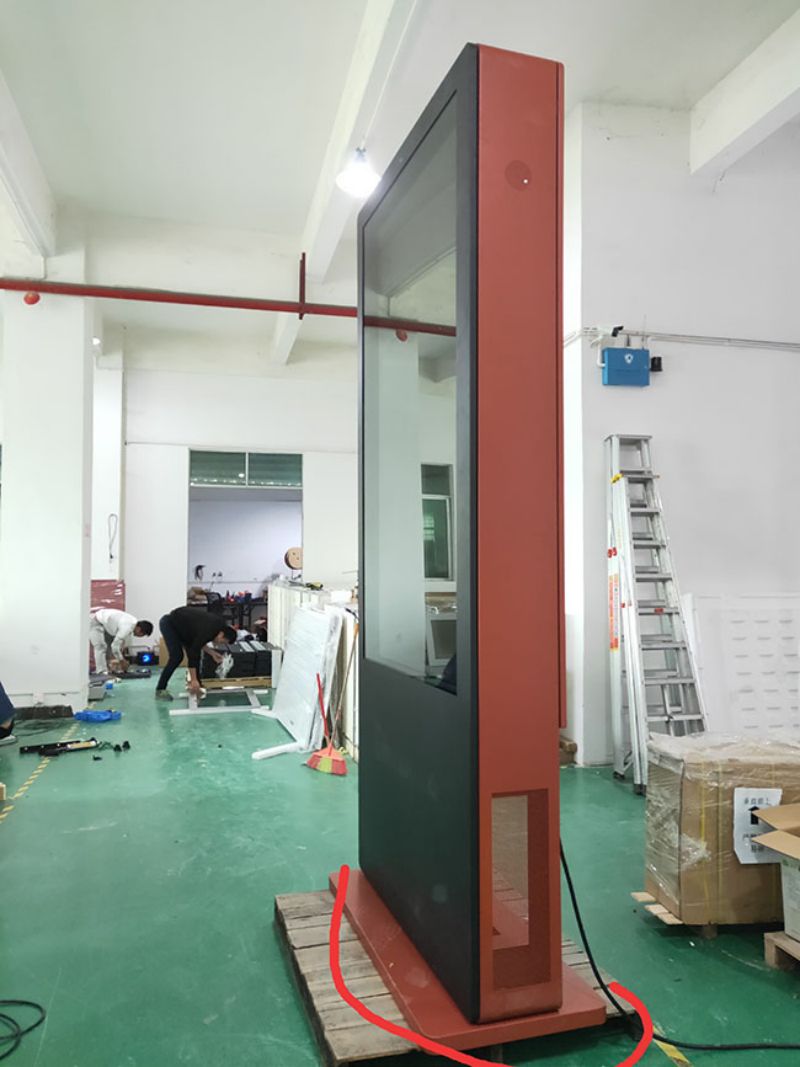 55寸廠家定制立式廣告機-04