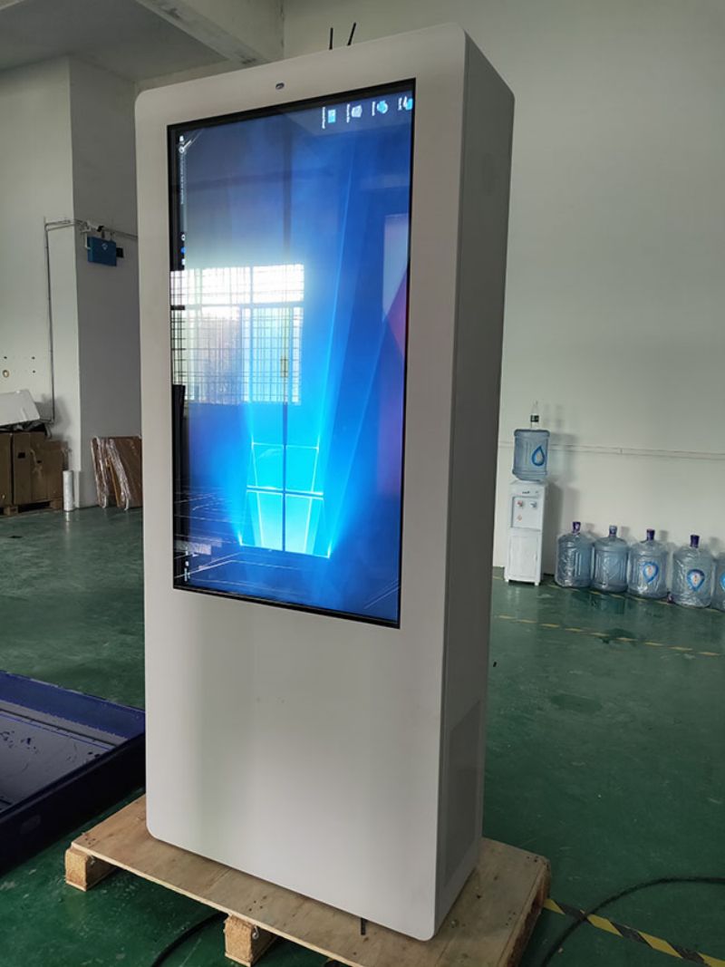 55寸戶外廣告機(jī)防水高亮廠家批發(fā)-01