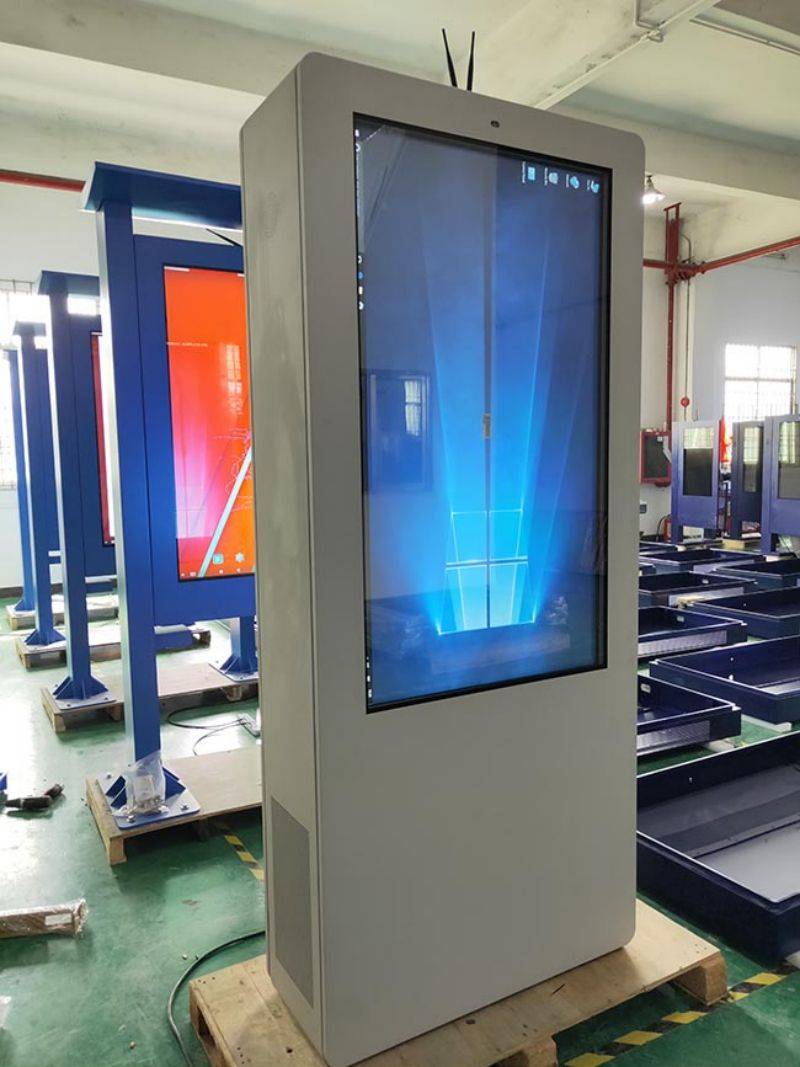 55寸戶外廣告機(jī)防水高亮廠家批發(fā)-01