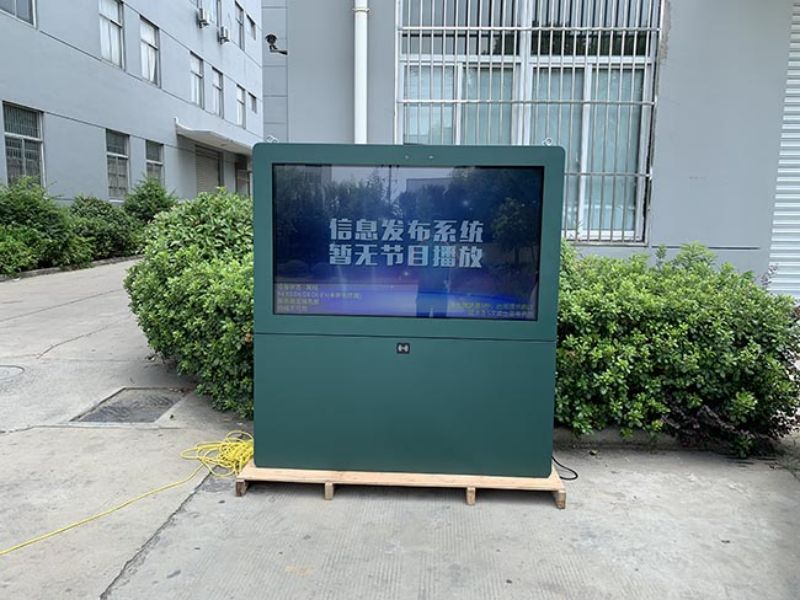 寬屏落地式廣告機(jī)信息發(fā)布系統(tǒng)-01