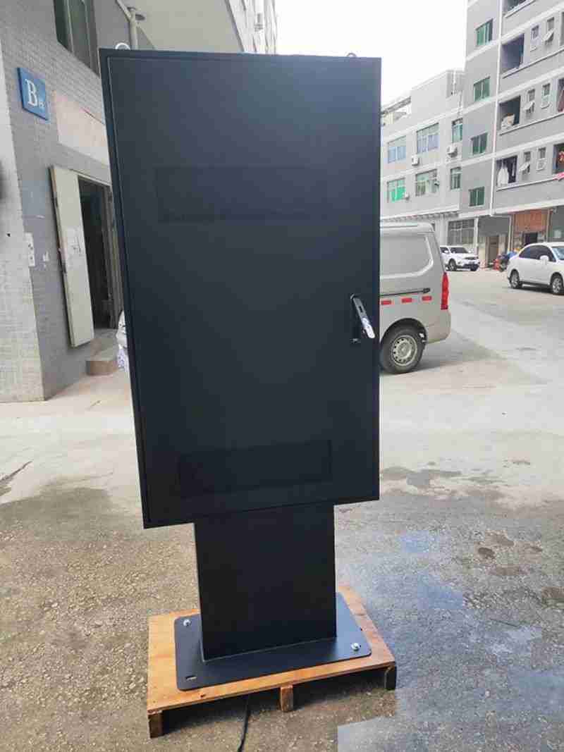 55寸戶外廣告機室外豎屏廠家定制-02