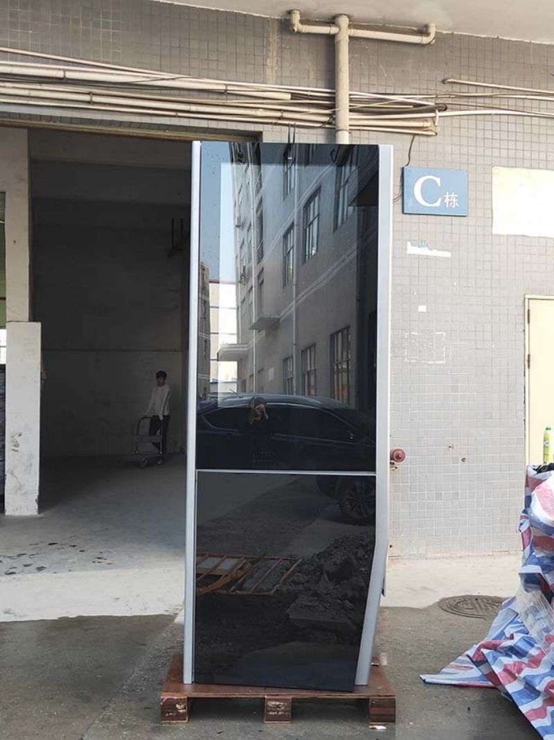 立式豎屏三防廣告機-04