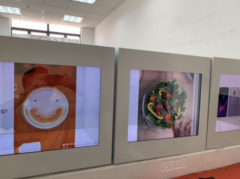 19寸3D立體投影透明展示柜-03