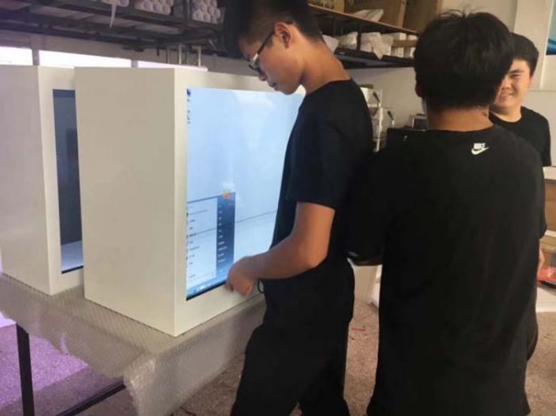 32寸互動(dòng)觸摸智能展示柜-05