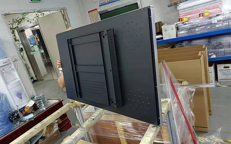 鏡面一體機(jī)廣告機(jī)壁掛式