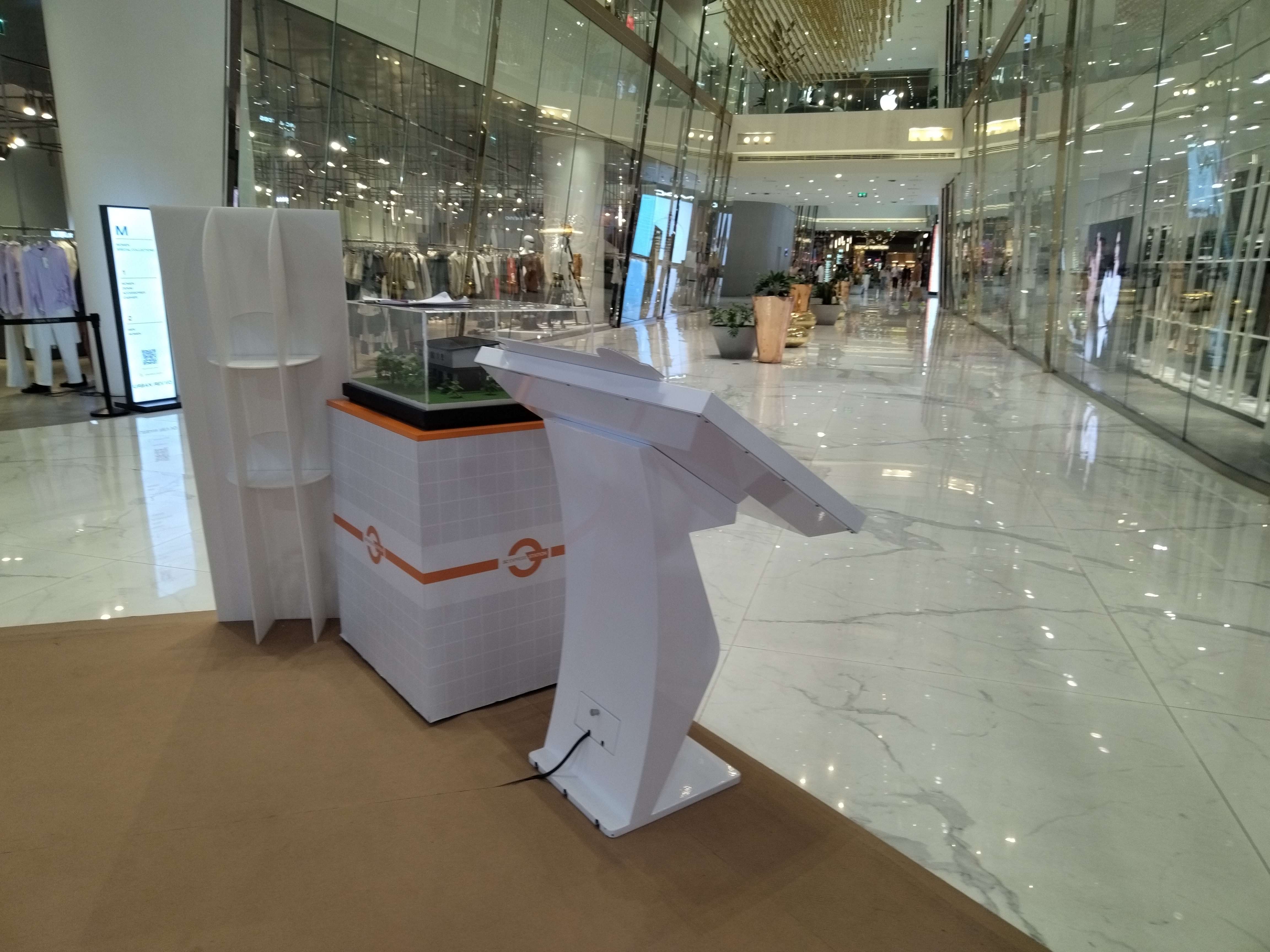 商場導(dǎo)航查詢機(jī)