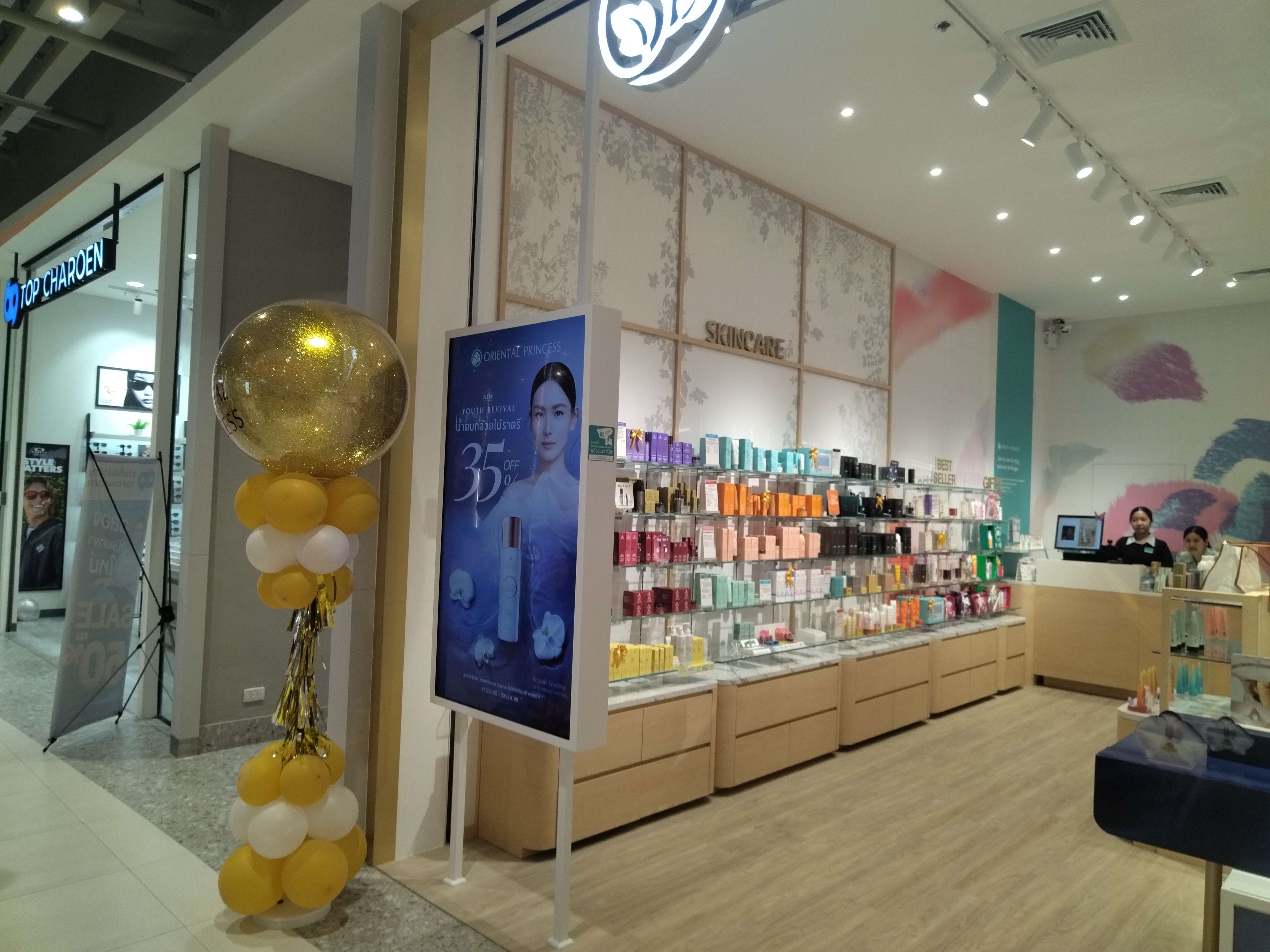 55寸4K超清門店櫥窗數(shù)字廣告屏